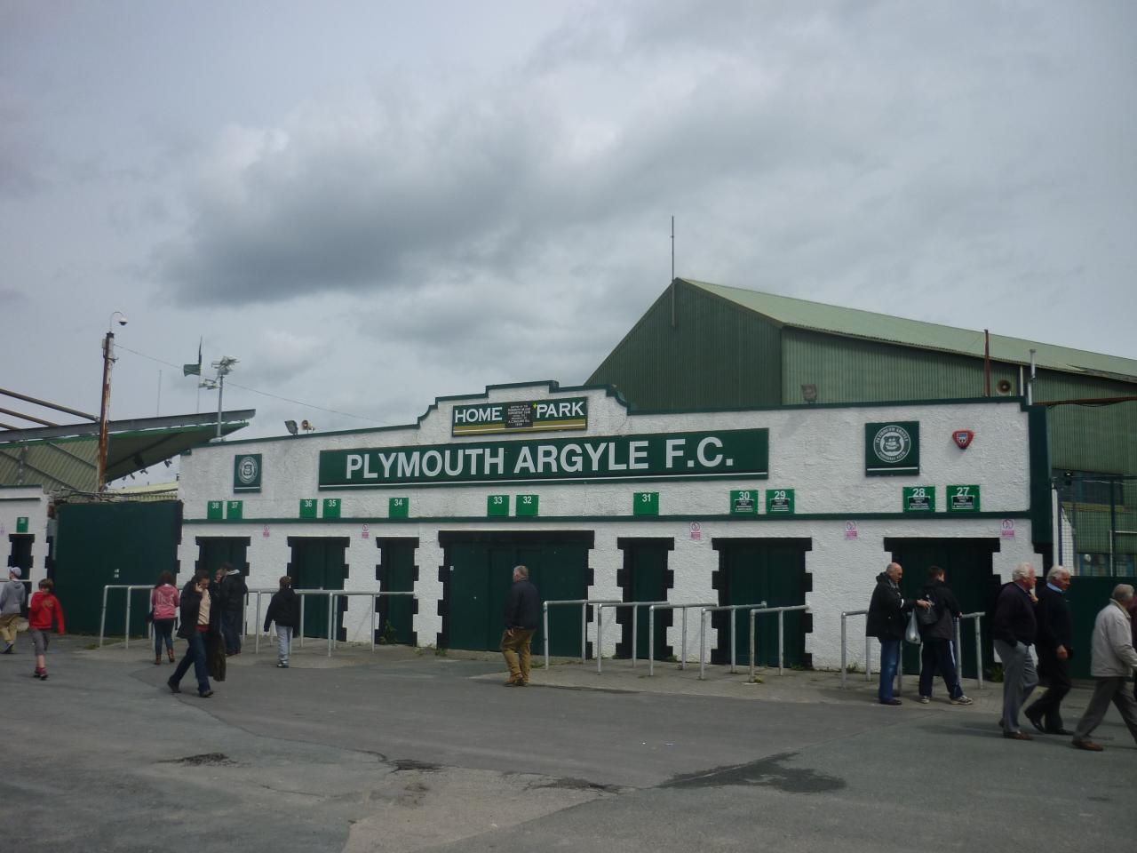 Plymouth Argyle vs Cardiff City